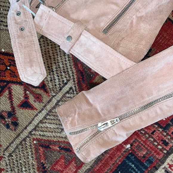 BLANK NYC Blush Pink Candy Crush Suede Moto Jacket Medium - Picture 6 of 12